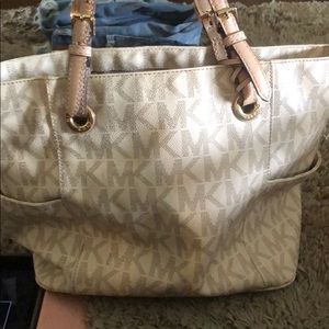 Michael Kors purse